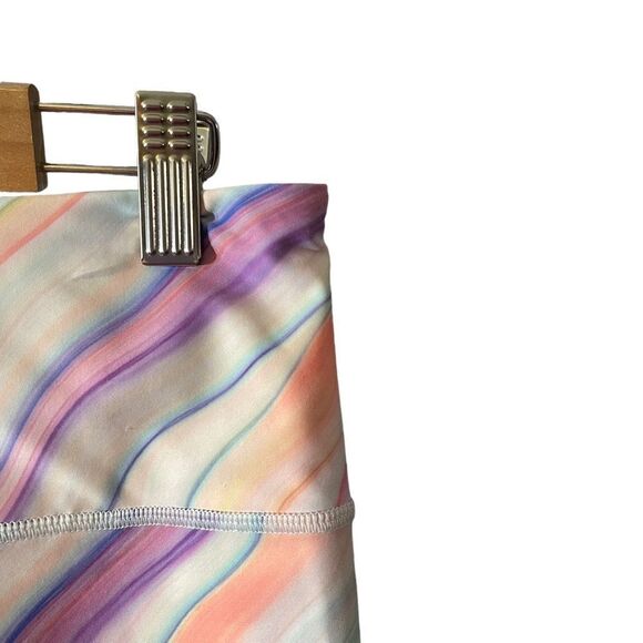 Athleta LOVE Proudly 7'' Bike Shorts Fitness Yoga Running Shorts Size Small - Picture 8 of 10